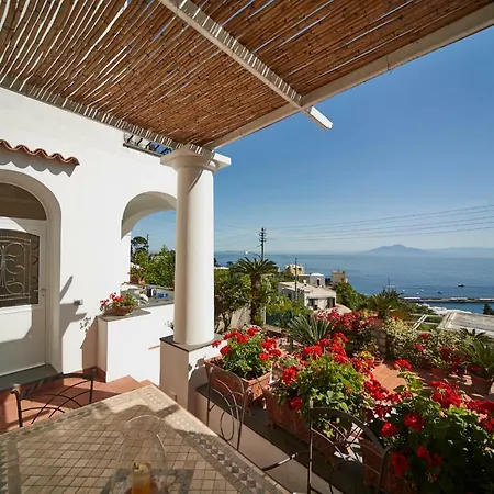 Chiara Marina Grande Holiday home *